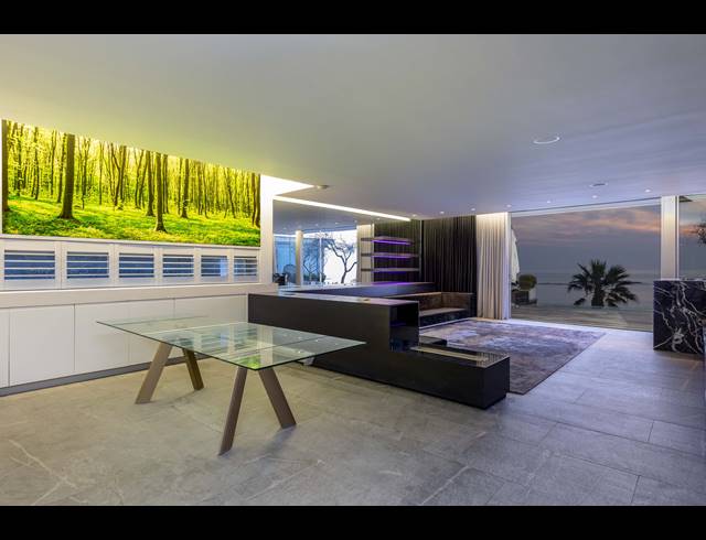 3 BEDROOM HOUSE TO LET IN CAMPS BAY